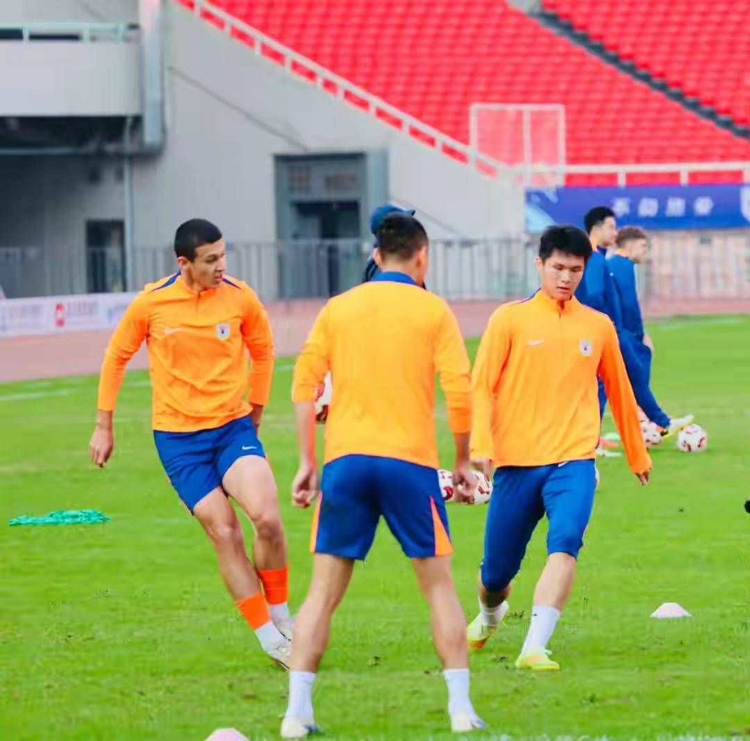 开云中国-皇家社会清晨外线爆发，志在中超名次提升，态度坚定，年轻球员得到机会-开云中国