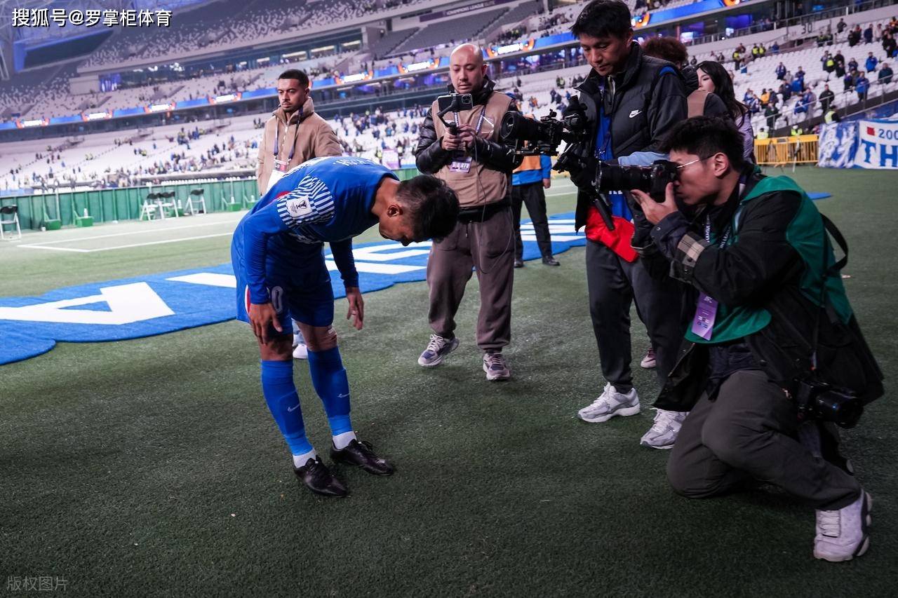 开云中国-包含巴塞罗那迎来里程碑备战西甲摩纳哥围绕中超防线松动，上海申花国际比赛日再遭质疑直接炸裂的词条-开云中国